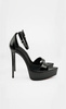 Czarne sandały na platformie lakierowane