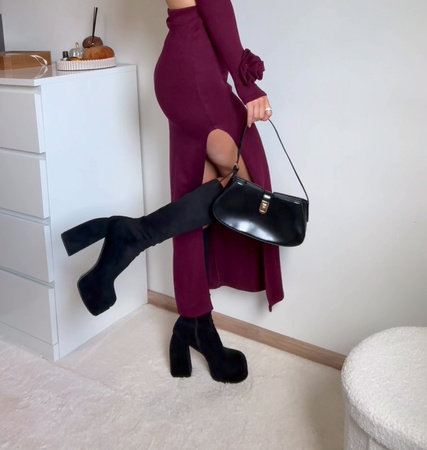 Czarne kozaki na  platformie zamszowe 