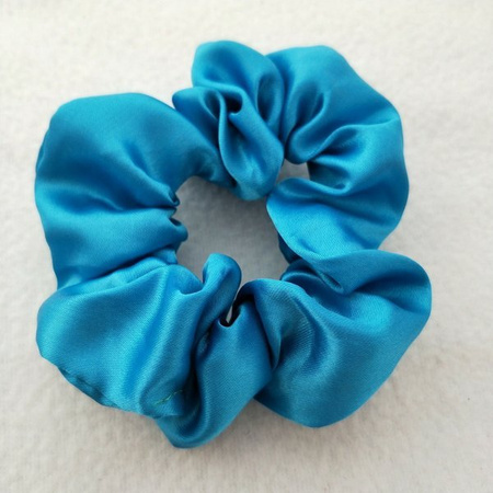 GUMKA scrunchie aksamitka satyna niebieska