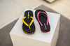 Klapki japonki neonowe yellow/black DM