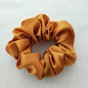 GUMKA scrunchie aksamitka satyna złota